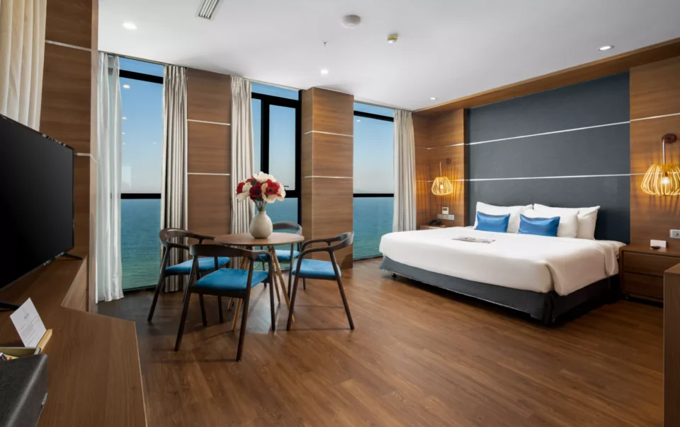 Beachfront 1 Bedroom Apartment 2