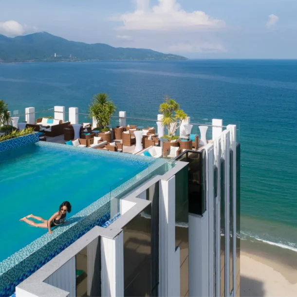 Top 5 Da Nang sea view hotel